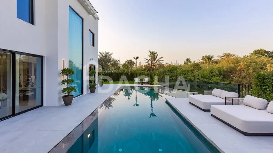 5 bedrooms villa for sale , Jumeirah Islands, Dubai, UAE No. 2721