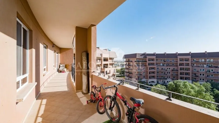 5 bedrooms apartment for sale , The Crescent, Palm Jumeirah, Dubai, UAE No. 1232 № 3