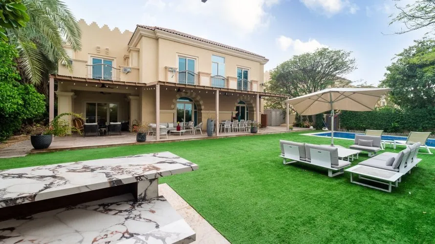 5 bedrooms villa for sale , Dubai Sports City, Dubai, UAE No. 2327 № 1