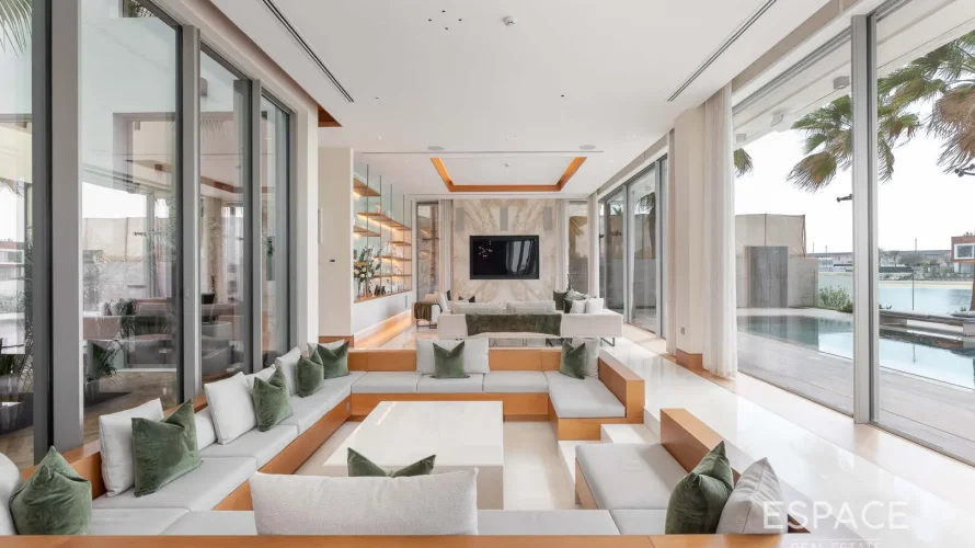 4 bedrooms warehouse for sale , Palm Jumeirah, Dubai, UAE No. 1255