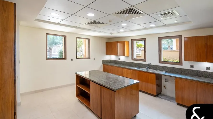 5 bedrooms villa for sale , Kingdom of Sheba, Palm Jumeirah, Dubai, UAE No. 1702 № 21