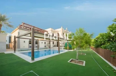 5 bedrooms villa for sale , Palm Jumeirah, Dubai, UAE No. 1135