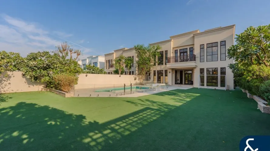 4 bedrooms villa for sale , Jumeirah Park Homes, Jumeirah Park, Dubai, UAE No. 1757