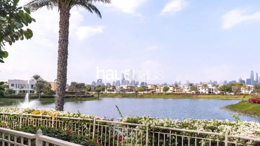6 bedrooms villa for sale , Meadows, Dubai, UAE No. 898 № 18
