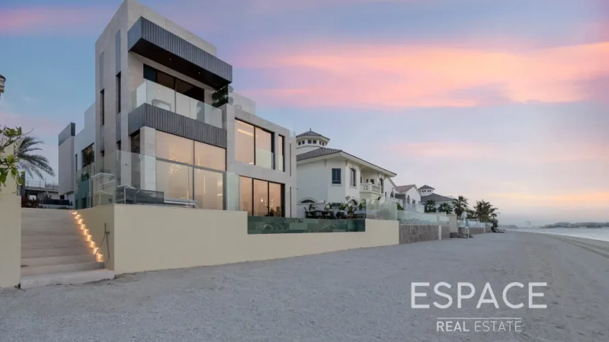 5 bedrooms villa for sale , Palm Jumeirah, Dubai, UAE No. 1307 № 17