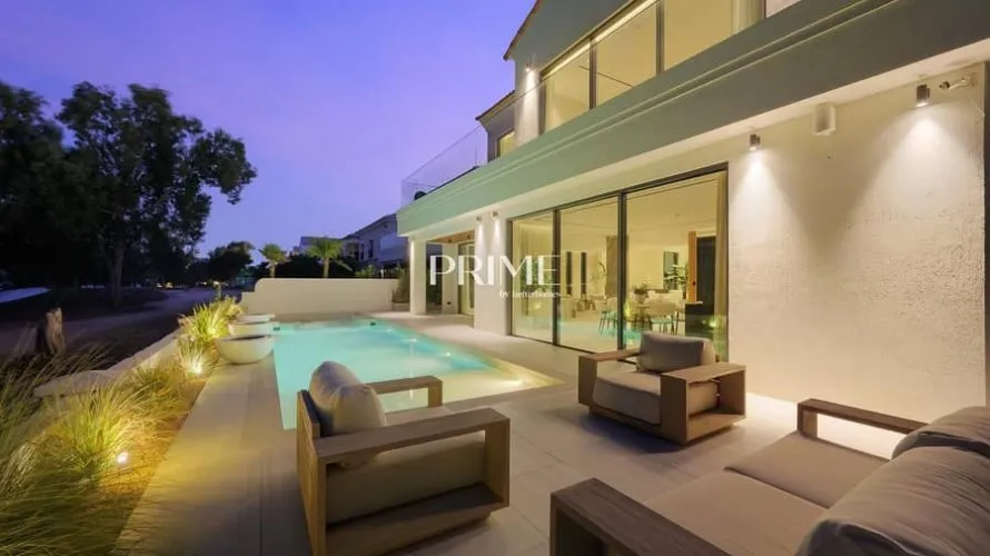 5 bedrooms villa for sale , Jumeirah Golf Estates, Dubai, UAE No. 1171 № 2