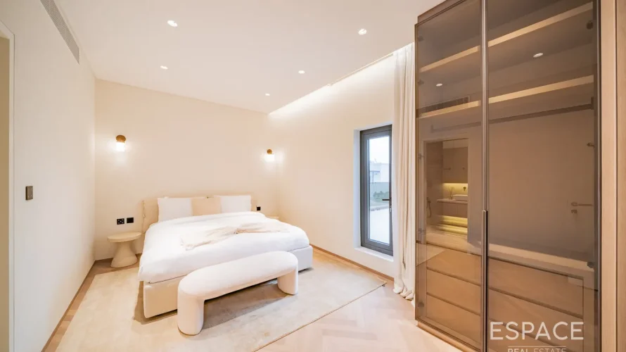 5 bedrooms villa for sale , Meadows 1, Meadows, Dubai, UAE No. 1802 № 9