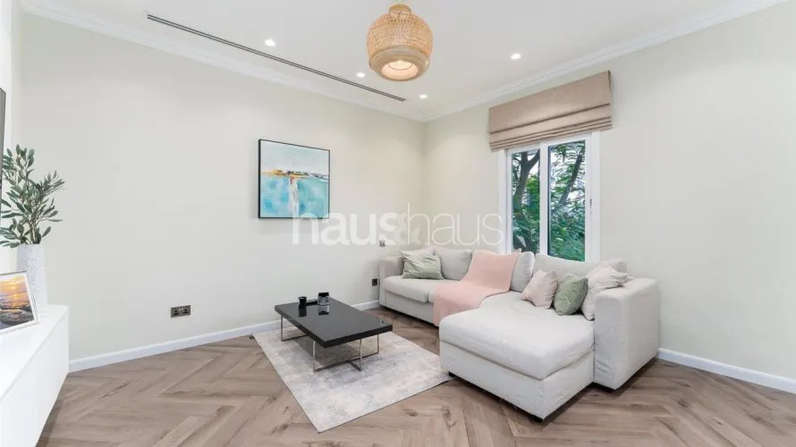 5 bedrooms villa for sale , Jumeirah Golf Estates, Dubai, UAE No. 946 № 15