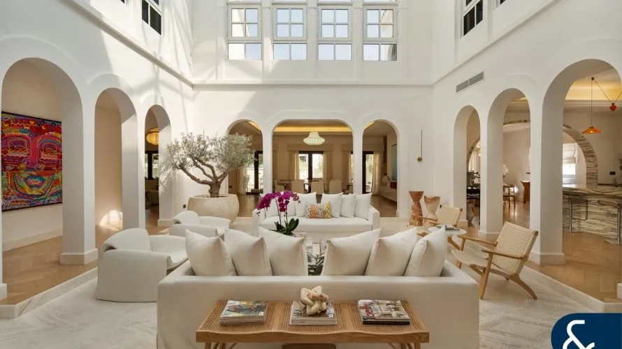 5 bedrooms villa for sale, The Villa, Dubai, UAE No. 1704
