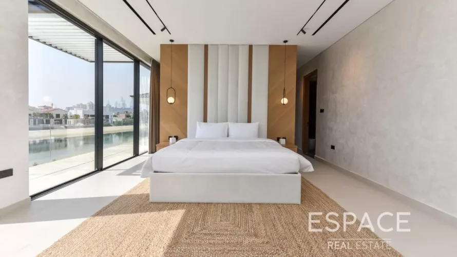 6 bedrooms villa for sale , Palm Jumeirah, Dubai, UAE No. 1310 № 16