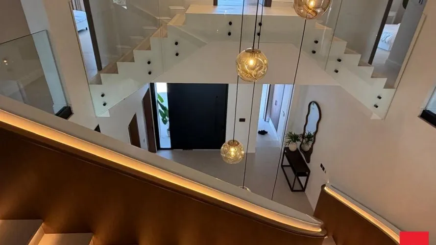 5 bedrooms villa for sale , Dubai, UAE No. 2168 № 8