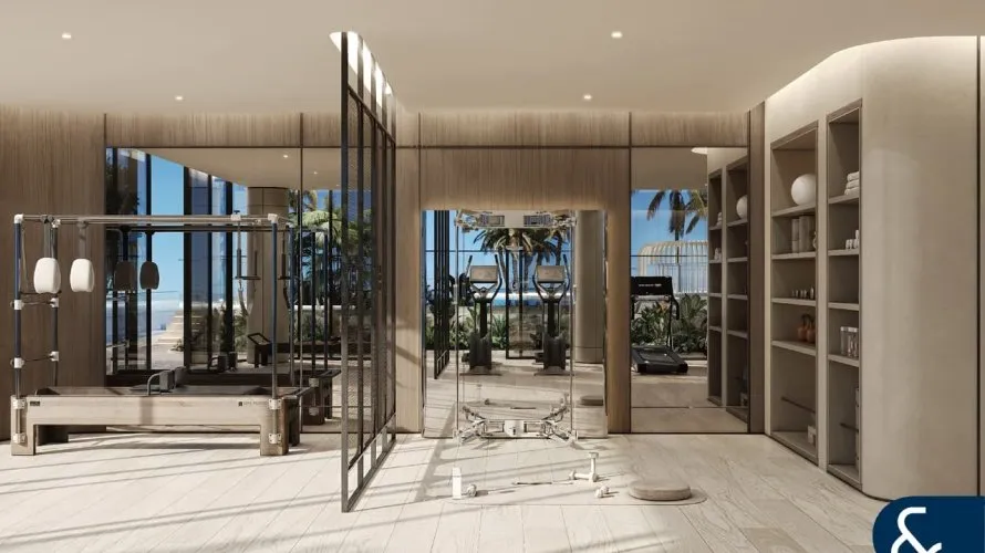 5 bedrooms apartment for sale , Deira, Dubai, UAE No. 1695
