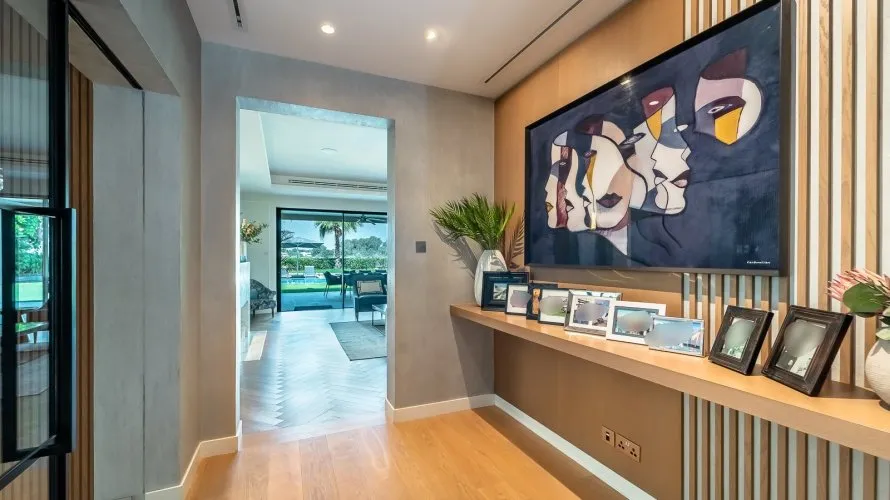 6 bedrooms villa for sale , Dubai, UAE No. 2214 № 17