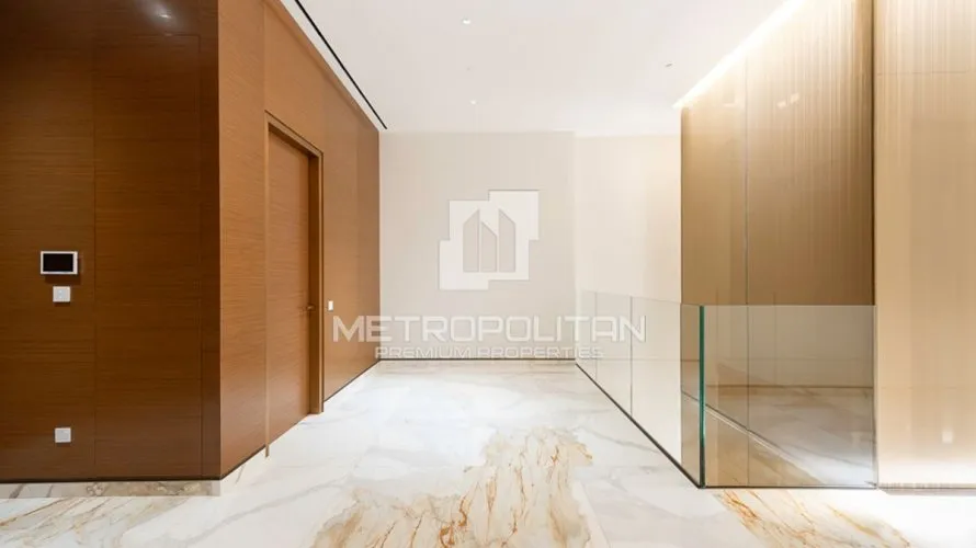 4 bedrooms apartment for sale , Palm Jumeirah, Dubai, UAE No. 381 № 11