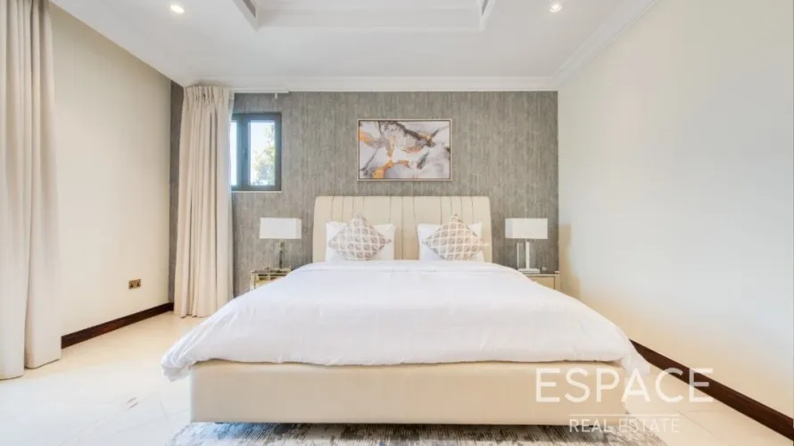 5 bedrooms villa for sale , Palm Jumeirah, Dubai, UAE No. 1304 № 14
