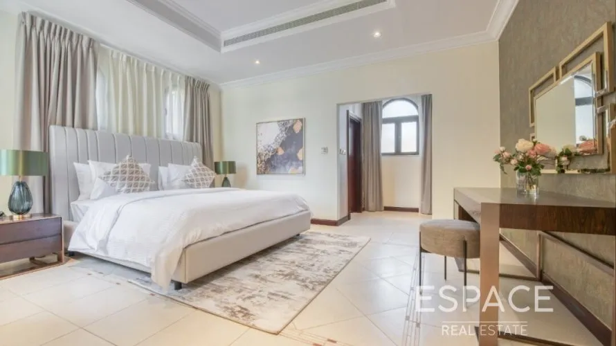 5 bedrooms villa for sale , Palm Jumeirah, Dubai, UAE No. 1304 № 11