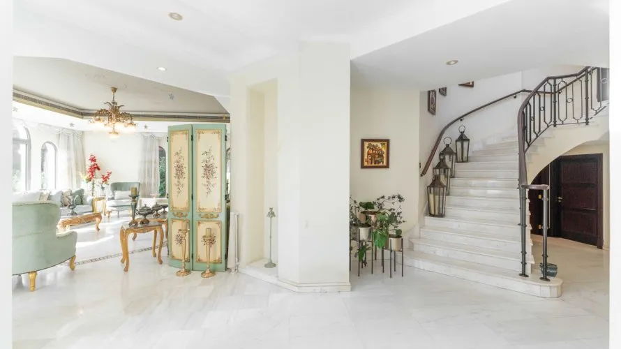 6 bedrooms villa for sale , Palm Jumeirah, Dubai, UAE No. 2107 № 11