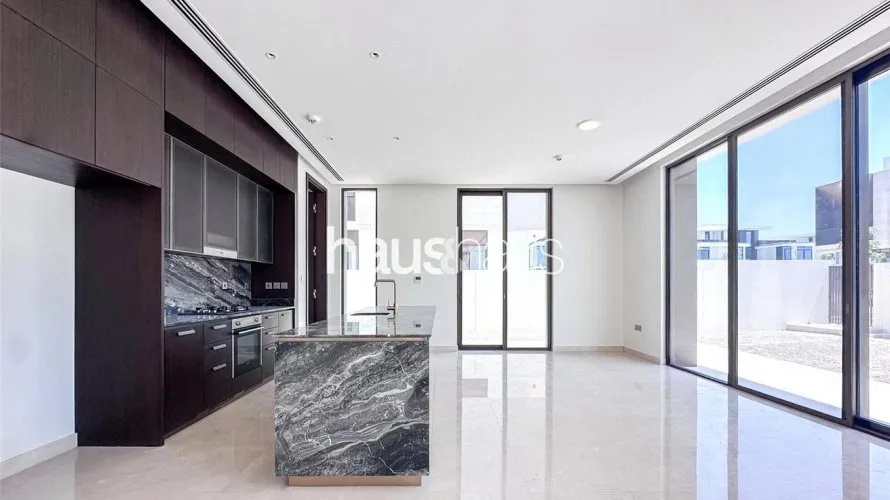 5 bedrooms villa for sale , Dubai Hills Estate, Dubai, UAE No. 920 № 2