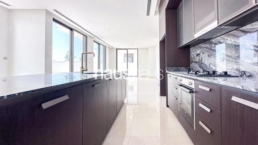 5 bedrooms villa for sale , Dubai Hills Estate, Dubai, UAE No. 920 № 3
