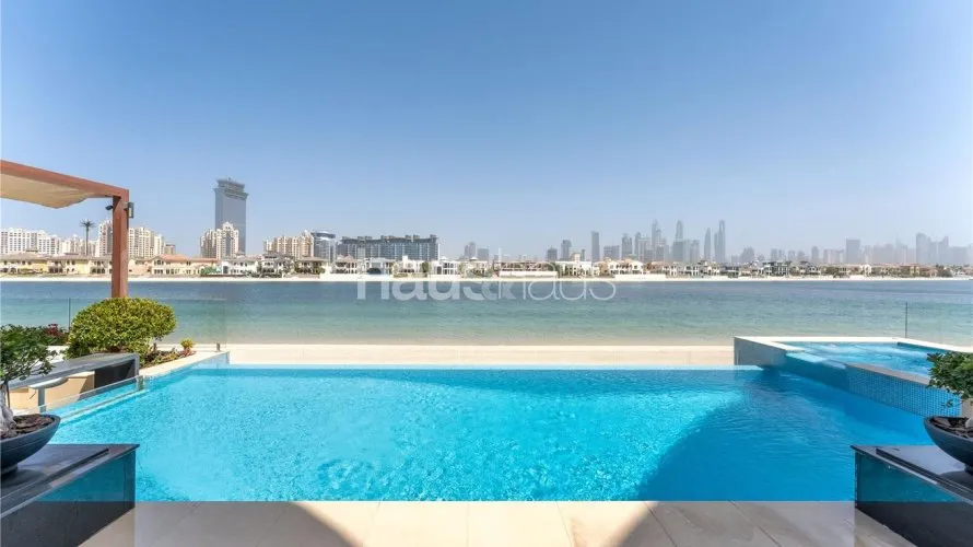 7 bedrooms villa for sale , Palm Jumeirah, Dubai, UAE No. 902 № 2