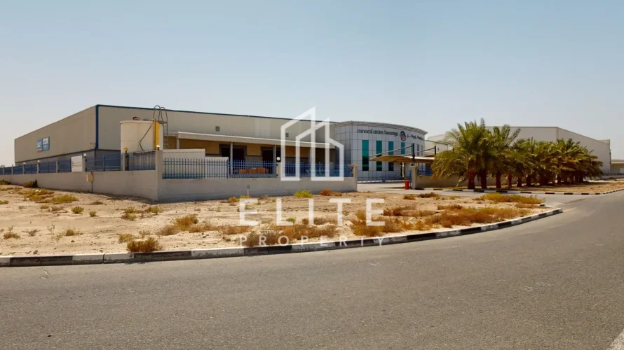 5838m² warehouse for sale , Jebel Ali, Dubai, UAE No. 735 № 19