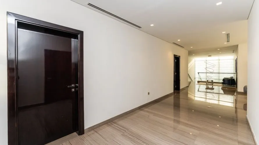 6 bedrooms villa for sale , Dubai, UAE No. 313 № 26