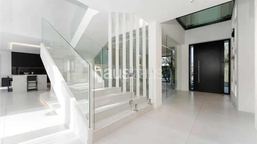 4 bedrooms villa for sale , Jumeirah Islands, Dubai, UAE No. 954 № 13
