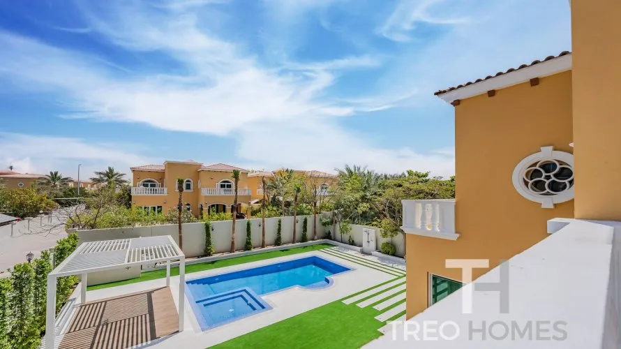 5 bedrooms villa for sale , Legacy, Jumeirah Park, Dubai, UAE No. 487 № 11