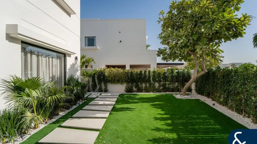 4 bedrooms villa for sale , Meadows, Dubai, UAE No. 1984 № 15