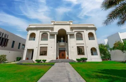 7 bedrooms villa for sale , Umm Al Sheif, Dubai, UAE No. 2321