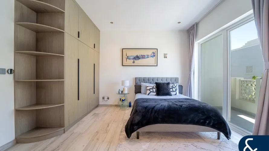 5 bedrooms villa for sale , Arabian Ranches, Dubai, UAE No. 2280 № 12