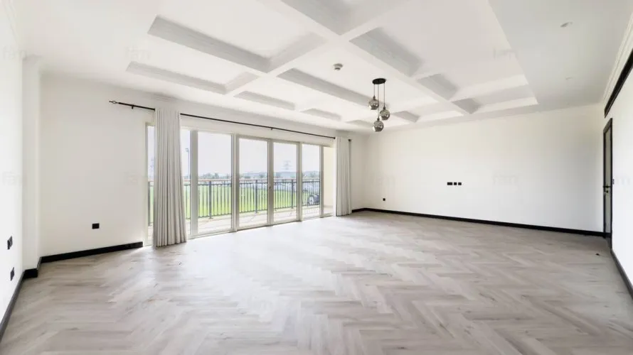 6 bedrooms villa for sale , Dubai, UAE No. 1925 № 15