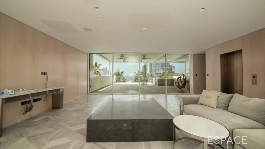 5 bedrooms villa for sale , Palm Jumeirah, Dubai, UAE No. 1270 № 12