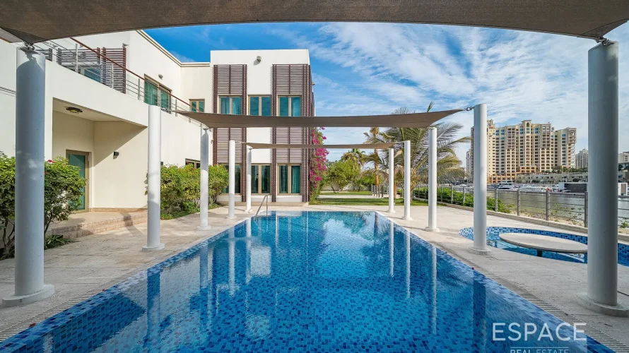 6 bedrooms villa for sale , Palm Jumeirah, Dubai, UAE No. 1800 № 15