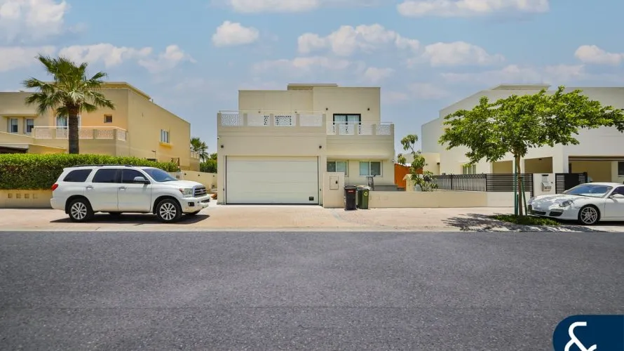 5 bedrooms villa for sale , Meadows 1, Meadows, Dubai, UAE No. 2625 № 26