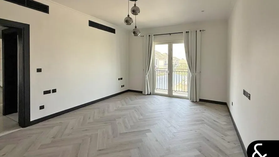 6 bedrooms villa for sale , Dubai Land, Dubai, UAE No. 1983 № 18