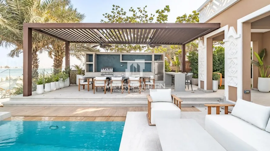 5 bedrooms villa for sale , Palm Jumeirah, Dubai, UAE No. 1571