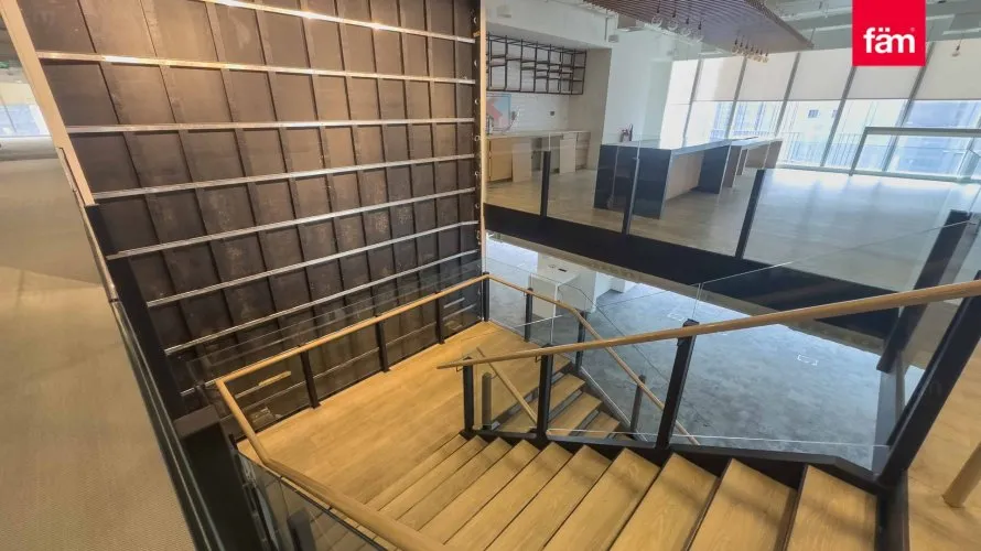 1813.1m² office for sale , Business Bay, Dubai, UAE No. 2132