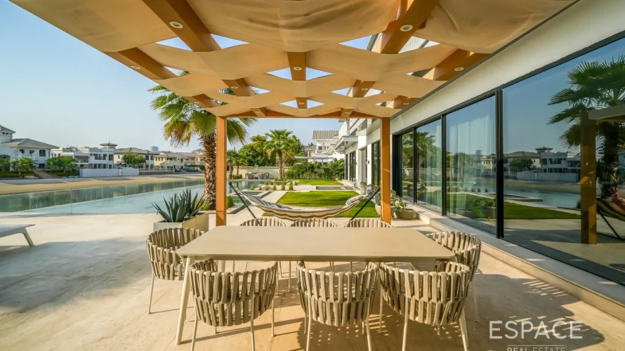 6 bedrooms villa for sale , Palm Jumeirah, Dubai, UAE No. 1496 № 19