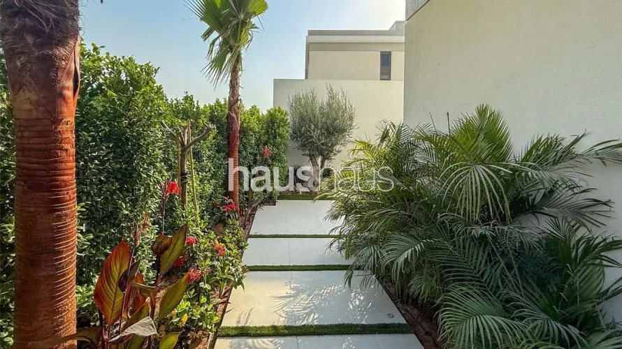 5 bedrooms villa for sale , Harmony, Tilal Al Ghaf, Dubai, UAE No. 887 № 12