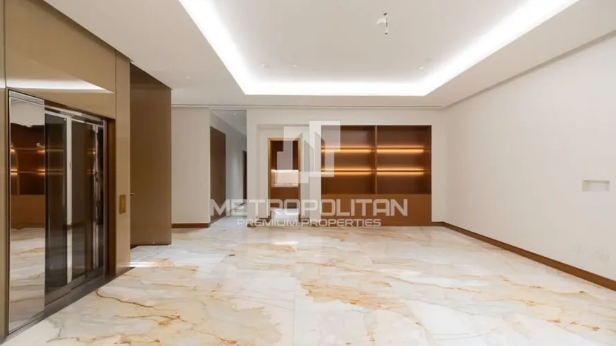 4 bedrooms apartment for sale , Palm Jumeirah, Dubai, UAE No. 381 № 9