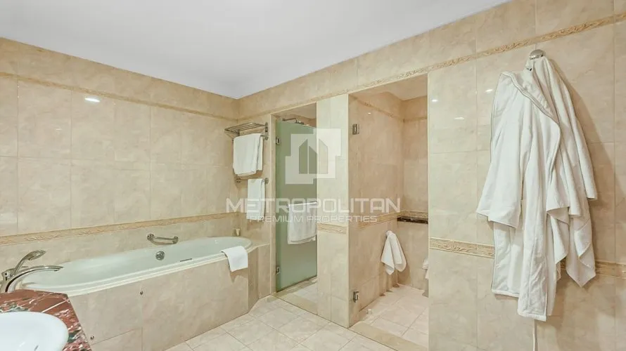4 bedrooms apartment for sale , Palm Jumeirah, Dubai, UAE No. 1553 № 19