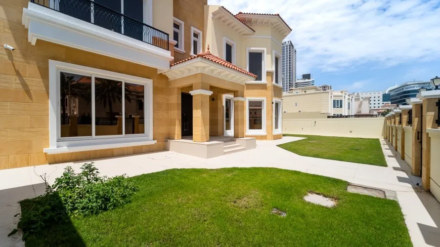 6 bedrooms villa for sale , Dubai, UAE No. 2547 № 26