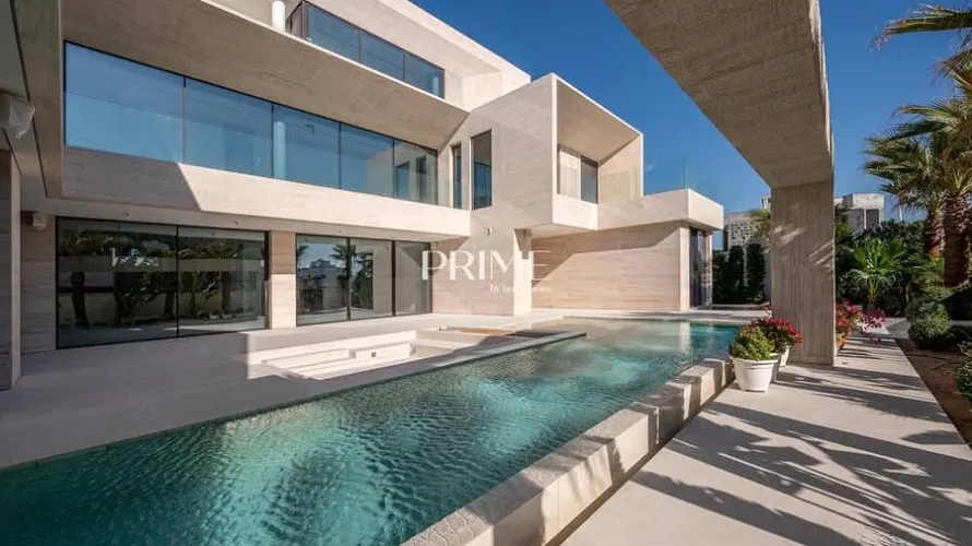 7 bedrooms villa for sale , Dubai, UAE No. 1173