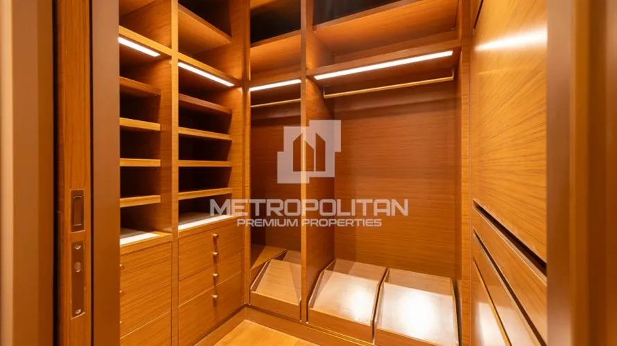 4 bedrooms apartment for sale , Palm Jumeirah, Dubai, UAE No. 381 № 17