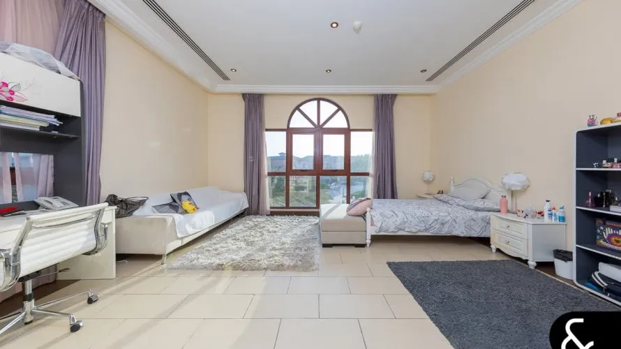 5 bedrooms villa for sale , Jumeirah Golf Estates, Dubai, UAE No. 1995 № 13