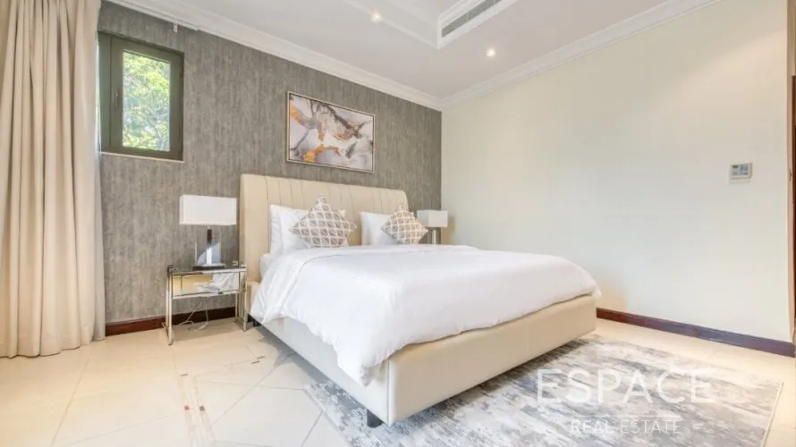 5 bedrooms villa for sale , Palm Jumeirah, Dubai, UAE No. 1304 № 15