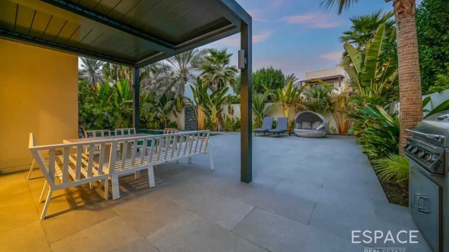 5 bedrooms villa for sale , Meadows 1, Meadows, Dubai, UAE No. 1268 № 16