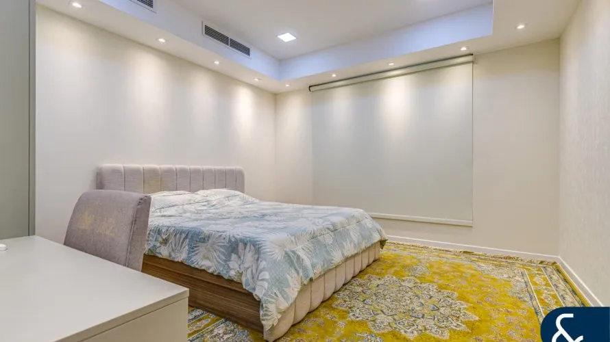 5 bedrooms villa for sale , Meadows, Dubai, UAE No. 1710 № 11