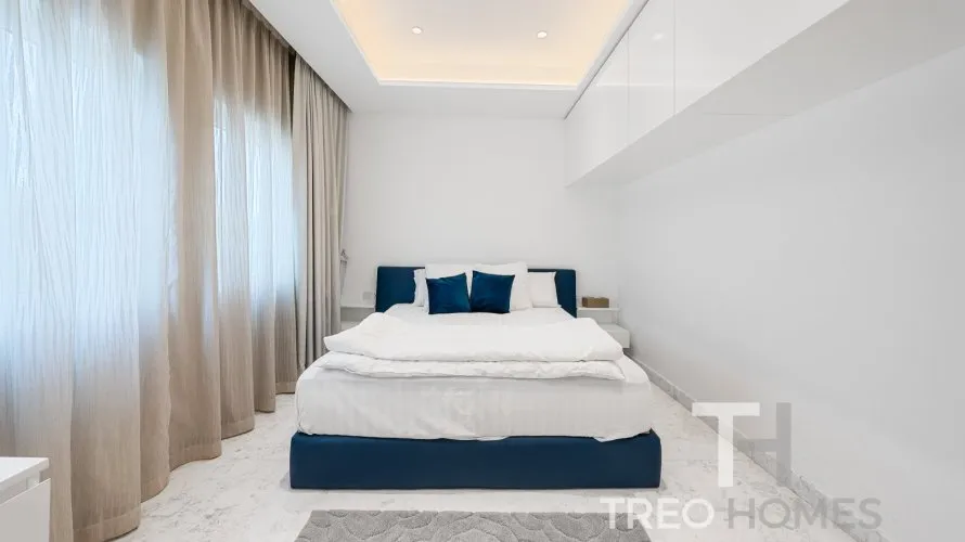 5 bedrooms villa for sale , Meadows, Dubai, UAE No. 485 № 17
